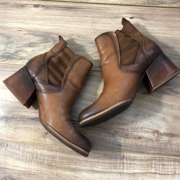 Kork-Ease Shoes - $190 Kork Ease Brown Chelsea Boots 8.5M